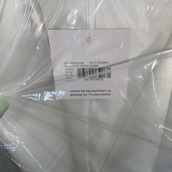 White satin blazer - Picture 2 of 3